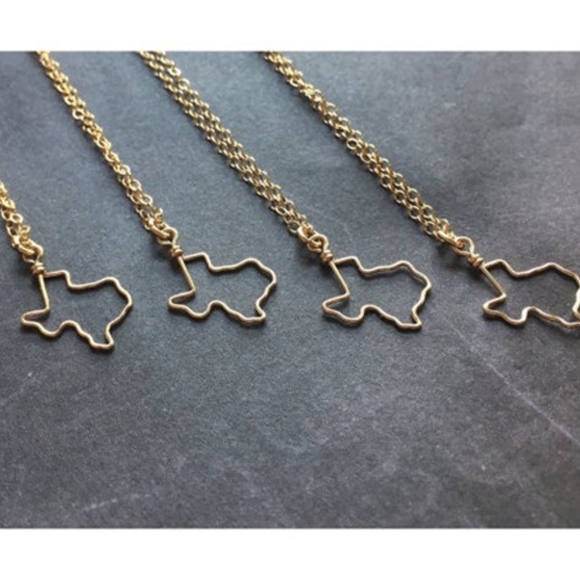 Texas Dainty Pendant Wire Necklace Gold - Picture 3 of 5